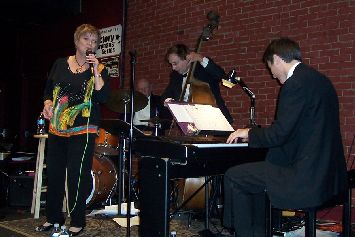 Jennifer Lauletta and band. Photo by Martin Z. Kasdan Jr.