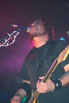 Vocalist Shaun Morgan of Seether. Photo by Eddy Burke