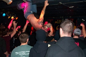 Exodus mostpit, Uncle Pleasants.