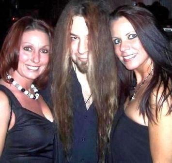 Eddy Metal, Jerica and Amy, the Kosair Girlz, at Rock for Kosair 2008